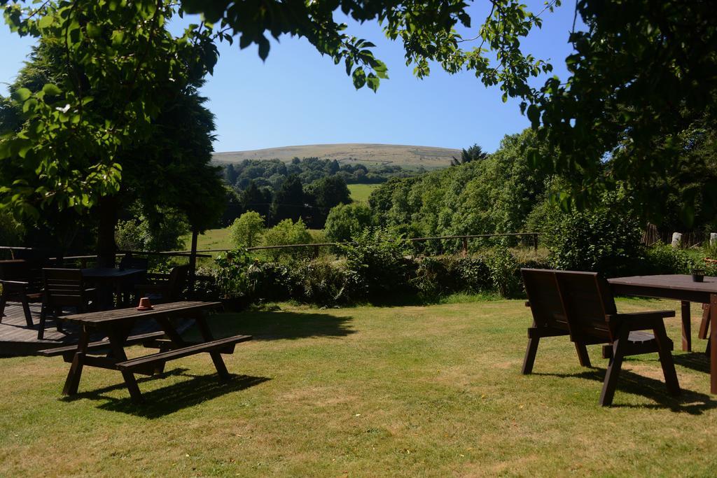 The Oxenham Arms Hotel Devon South Zeal Exteriér fotografie